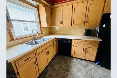 1040 W 18th Street, Lorain, OH 44052 - Photo 14