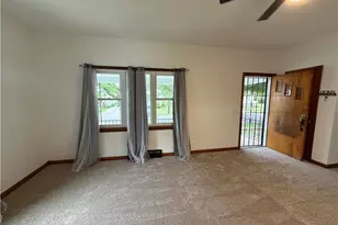 1040 W 18th St, Lorain, OH 44052 - Photo 8