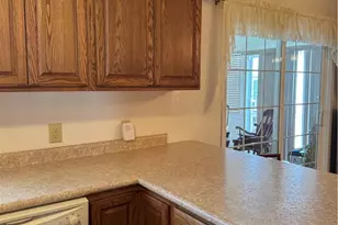 46121 Country Lake Dr, St Clairsville, OH 43950 - Photo 12