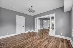 10103 Lamontier Ave, Loveland, OH 44104 - Photo 8