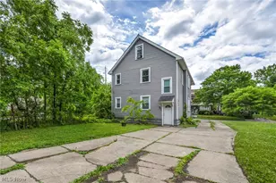 10103 Lamontier Ave, Loveland, OH 44104 - Photo 24