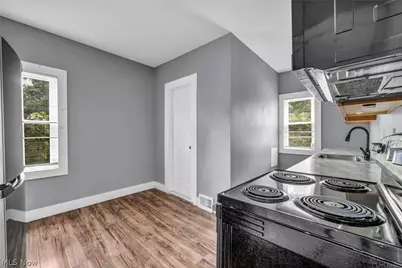 10103 Lamontier Avenue, Loveland, OH 44104 - Photo 20