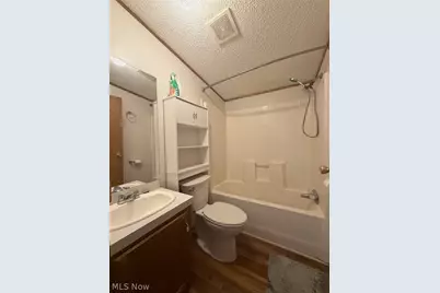 5411 N River Road W #E11, Geneva, OH 44041 - Photo 10