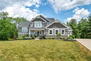 4079 Deer Lake Dr, Medina, OH 44256 - Photo 2
