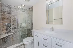 20601 Shelburne Rd, Huber Heights, OH 44122 - Photo 12
