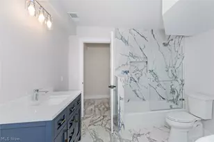 20601 Shelburne Rd, Huber Heights, OH 44122 - Photo 26