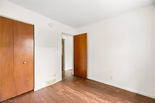 1163 Tonawanda Ave, Akron, OH 44305 - Photo 18