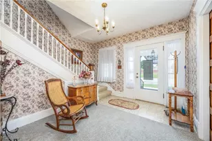 419 Williams Ave, Williamstown, WV 26187 - Photo 6