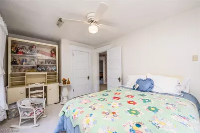 419 Williams Avenue, Williamstown, WV 26187 - Photo 24