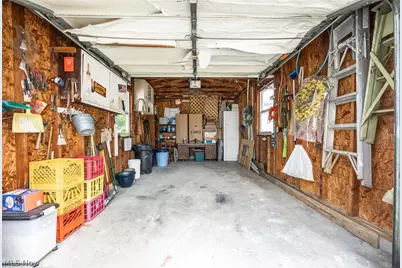 419 Williams Avenue, Williamstown, WV 26187 - Photo 38