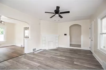 3926 E 121st Street, Loveland, OH 44105 - Photo 2