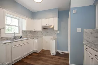 3926 E 121st Street, Loveland, OH 44105 - Photo 8