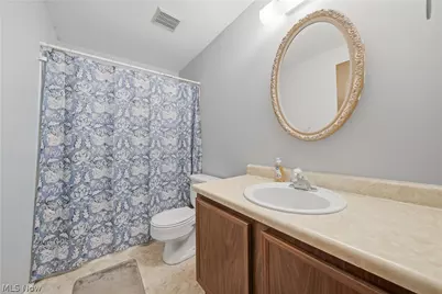3949 Lake Run Boulevard, Stow, OH 44224 - Photo 16