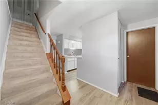 3949 Lake Run Blvd, Stow, OH 44224 - Photo 6