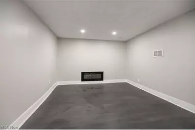 1255 Superior Avenue, Akron, OH 44307 - Photo 20