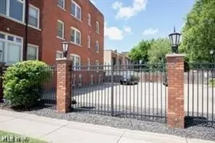11433 Ashbury Ave, Loveland, OH 44106 - Photo 2