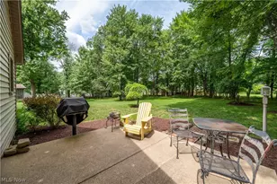548 Squirrel Hill Dr, Youngstown, OH 44512 - Photo 4