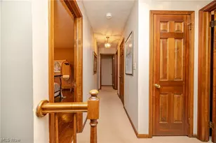 548 Squirrel Hill Dr, Youngstown, OH 44512 - Photo 24