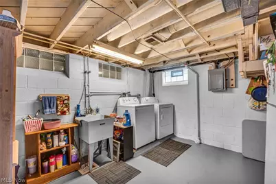 301 E 317th Street, Willowick, OH 44095 - Photo 22