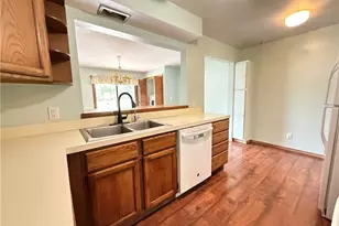 442 N Hambden St, Chardon, OH 44024 - Photo 16