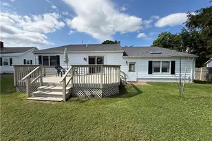 442 N Hambden St, Chardon, OH 44024 - Photo 6