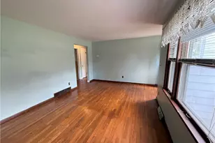 442 N Hambden St, Chardon, OH 44024 - Photo 10