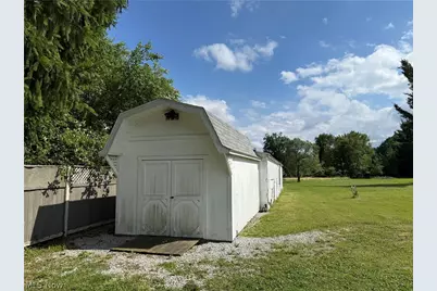 442 N Hambden Street, Chardon, OH 44024 - Photo 4