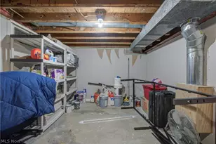975 Gayer Dr, Medina, OH 44256 - Photo 32
