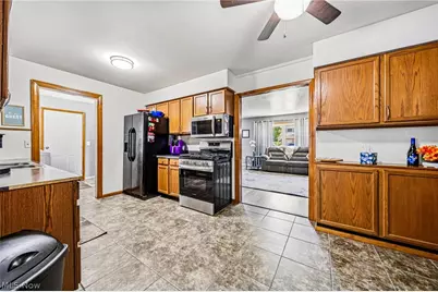 7519 Pinehurst Drive, Mentor on the Lake, OH 44060 - Photo 6