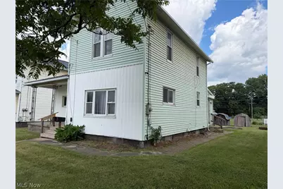 32 Cherry Road NW, Massillon, OH 44646 - Photo 2
