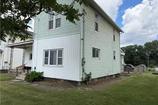 32 Cherry Rd NW, Massillon, OH 44646 - Photo 2