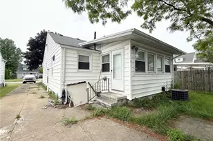 1361 Leavitt Rd, Lorain, OH 44052 - Photo 4