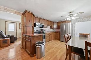 443 Morgan Ct, LaGrange, OH 44050 - Photo 6