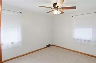 937 Pineview Ave SE, North Canton, OH 44720 - Photo 18