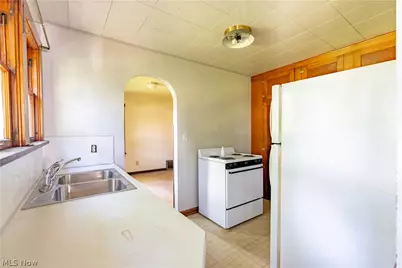 809 Easton Street NE, Canton, OH 44721 - Photo 14