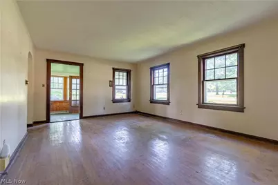809 Easton Street NE, Canton, OH 44721 - Photo 6