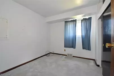 6208 Sylvia Drive, Brook Park, OH 44142 - Photo 20