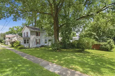 245 E Robinson Street, Shreve, OH 44676 - Photo 2