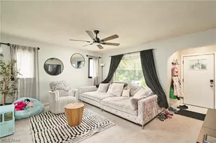 157 29th St NW, Barberton, OH 44203 - Photo 2