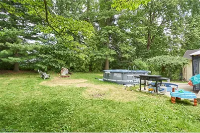 157 29th Street NW, Barberton, OH 44203 - Photo 12