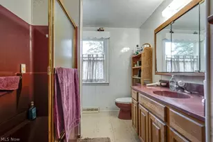 9921 Beech St NE, Louisville, OH 44641 - Photo 12