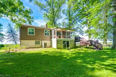 9921 Beech Street NE, Louisville, OH 44641 - Photo 6