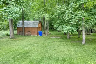 3270 Harris Rd, Grandview Heights, OH 44147 - Photo 40