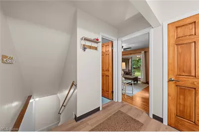 3270 Harris Road, Grandview Heights, OH 44147 - Photo 30