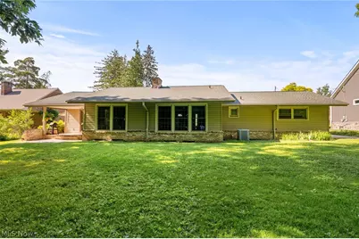 3270 Harris Road, Grandview Heights, OH 44147 - Photo 38