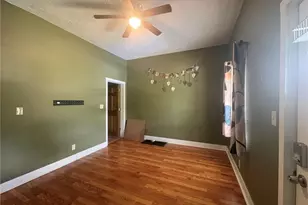 821 Goddard Ave, Zanesville, OH 43701 - Photo 2