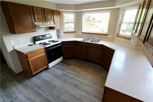 1021 Sugar House Ln, Medina, OH 44256 - Photo 6