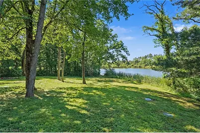 2216 N Medina Line Road, Akron, OH 44333 - Photo 34