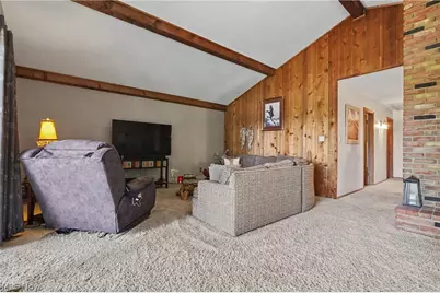 2216 N Medina Line Road, Akron, OH 44333 - Photo 6
