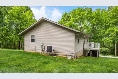 7945 Lakeview Drive, Nashport, OH 43830 - Photo 28